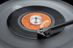 Pro-Ject Adapt It Acrylic -  SP středový adaptér - transparentní (4/6)