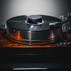 Pro-Ject  Record Puck RS - BRASS BLACK - přítlačné závaží 1030 g (3/4)